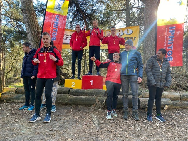 RoadRunners nemen deel aan de Cross Competitie