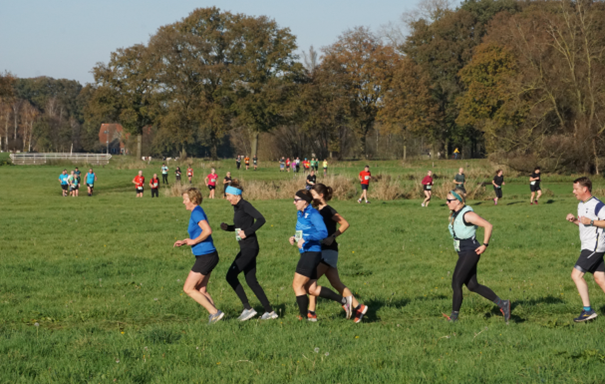 IPHITOS hardloopclinic Twentse Smokkel Trail 2025