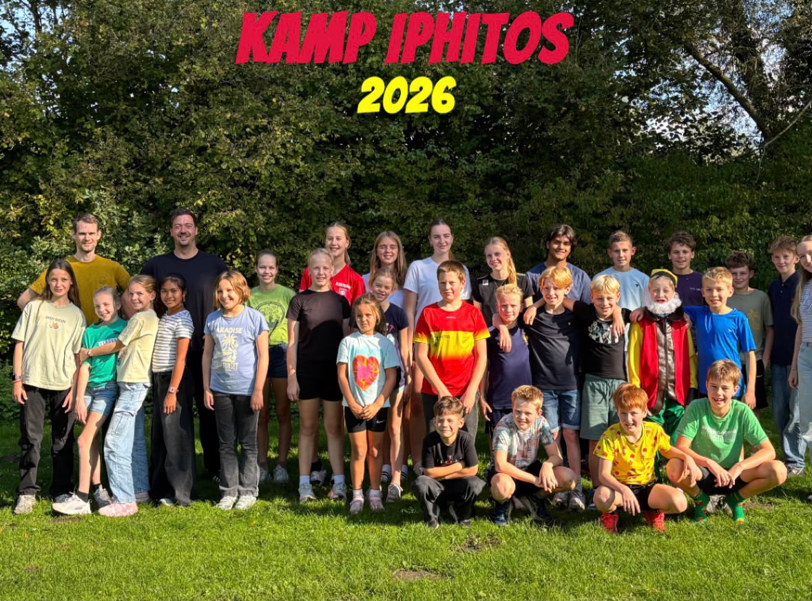 De jeugd is op kamp geweest